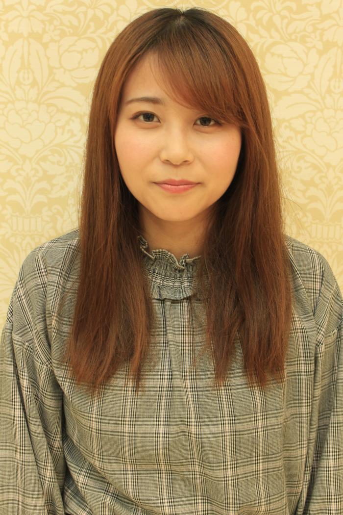 イルミナカラーとカットで伸ばし中の髪でもイメチェン♫