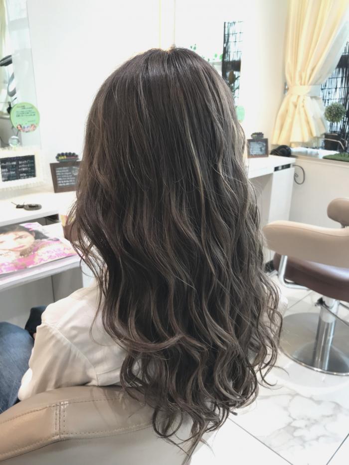 山崎一押しグレージュハイライトデザイン