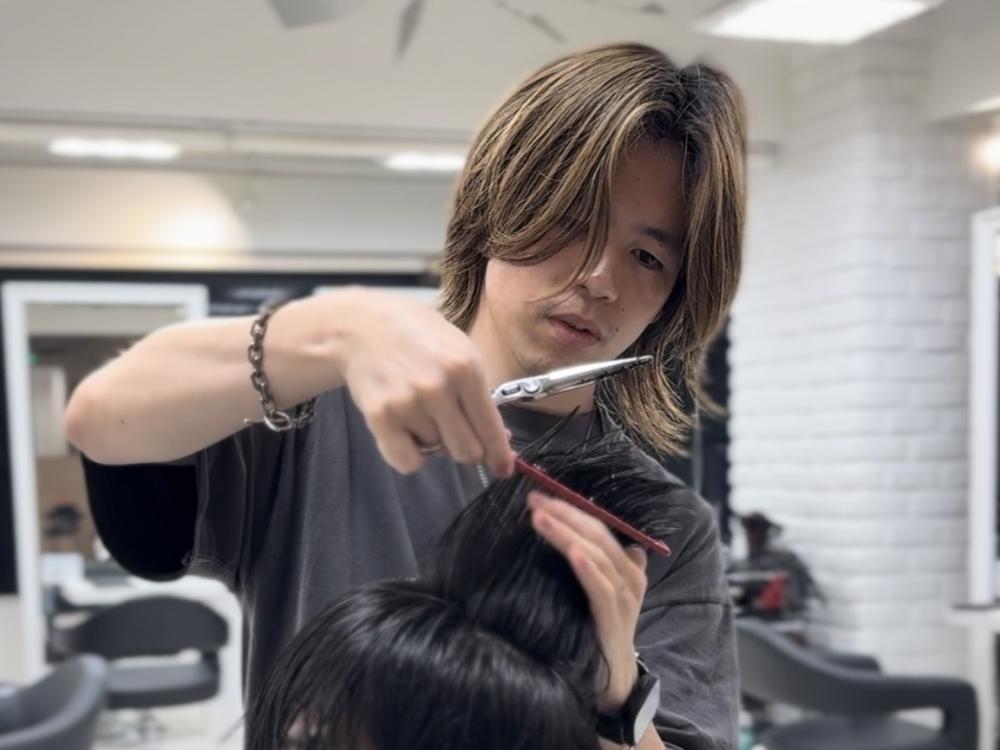 妥協を許さないTectのカット。