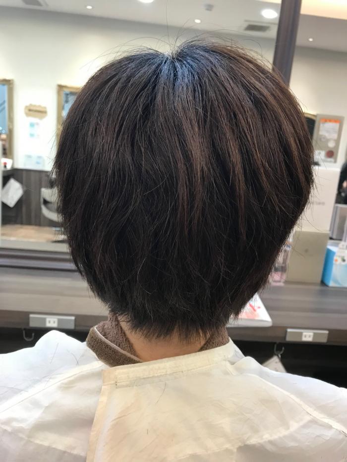 施術前のボリュームとうねりの状態