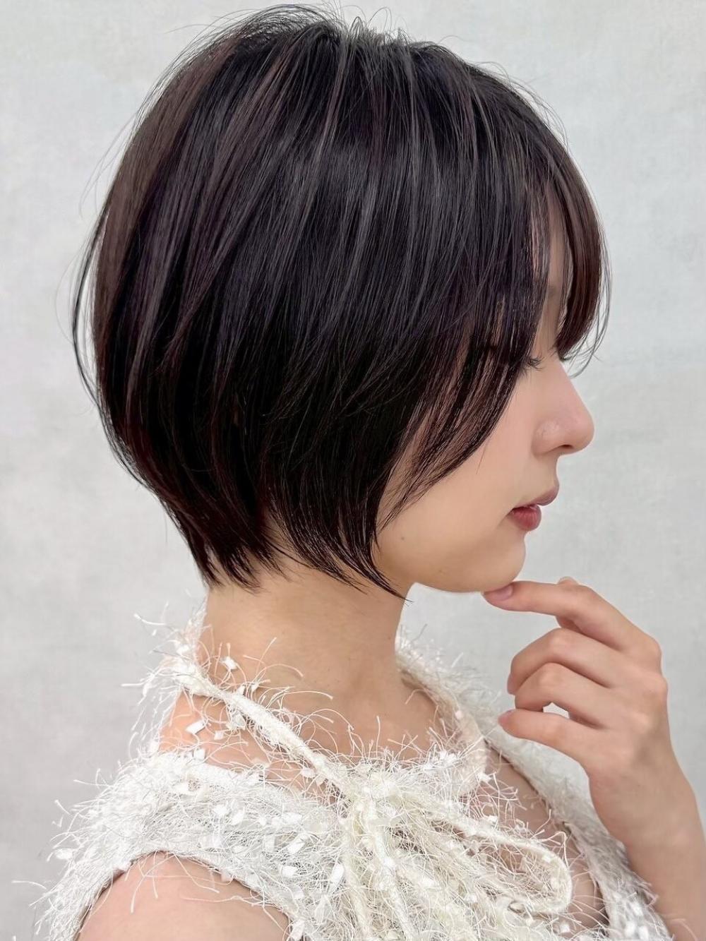 レイヤーショート｜動きと軽さが出る立体感スタイル