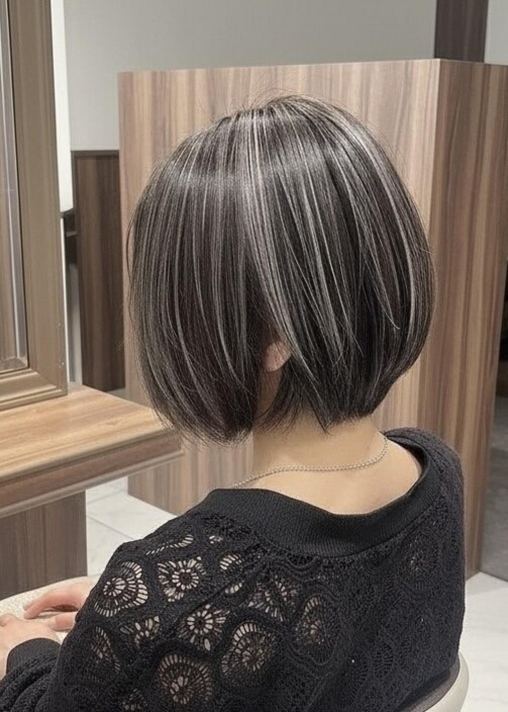 【質感調整】軽さとツヤを両立した大人ショート