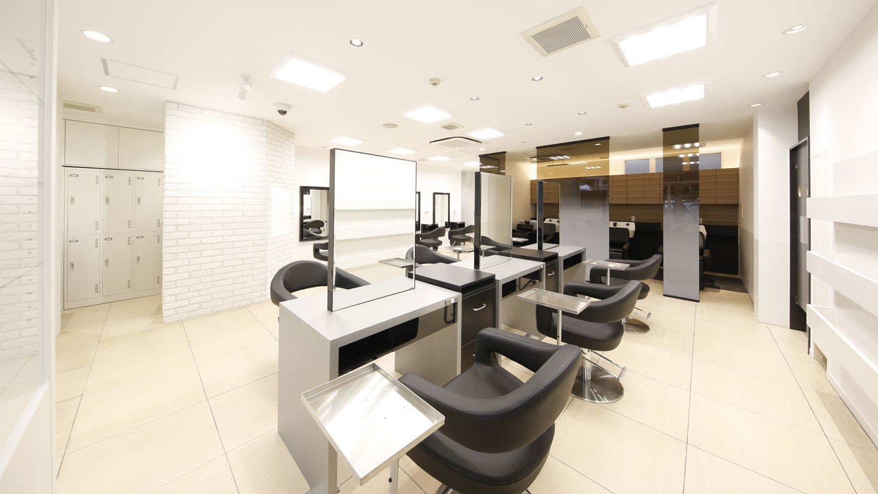 Ash 稲田堤店｜店内写真①