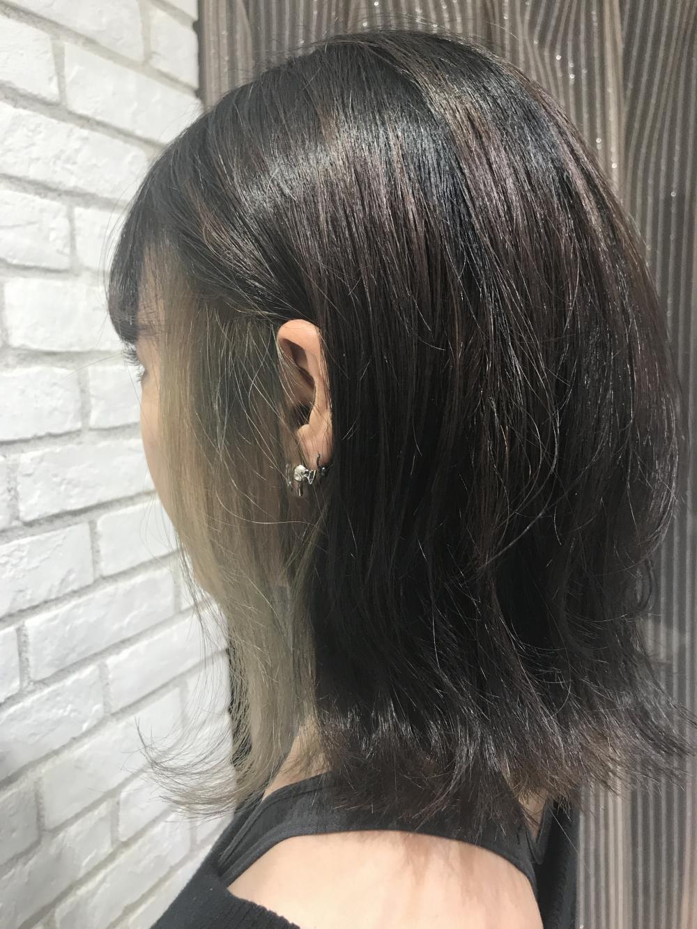 インナーカラー✖️ブルーシルバーかける切りっぱなしボブ