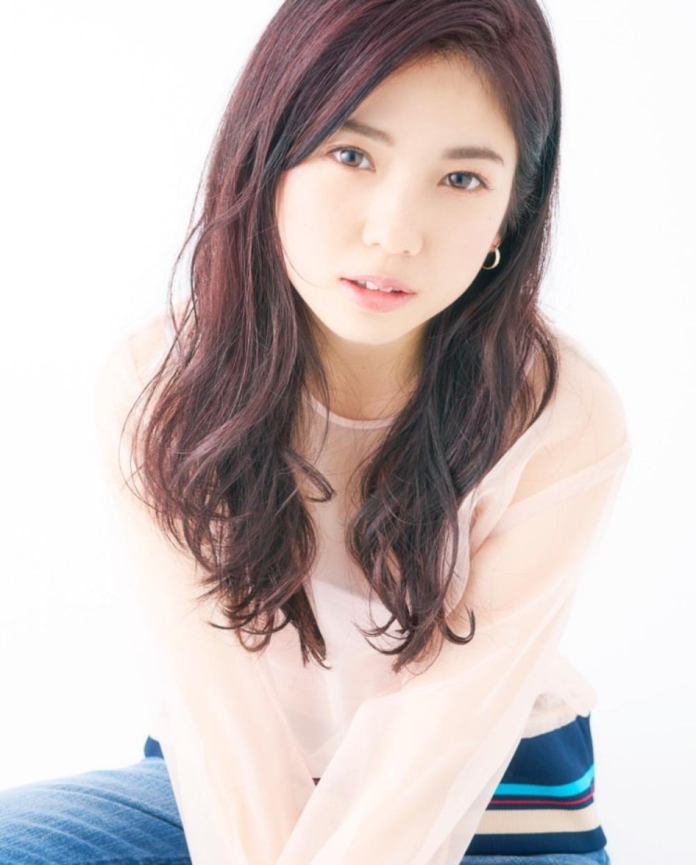 大人可愛いボルドーカラー