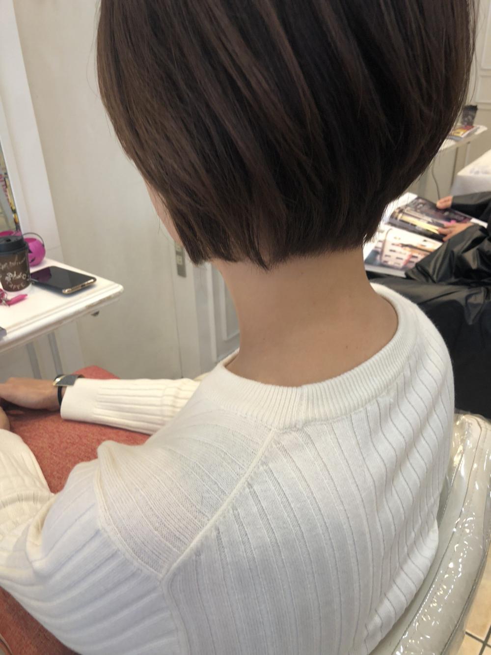 大人可愛いショートボブ
