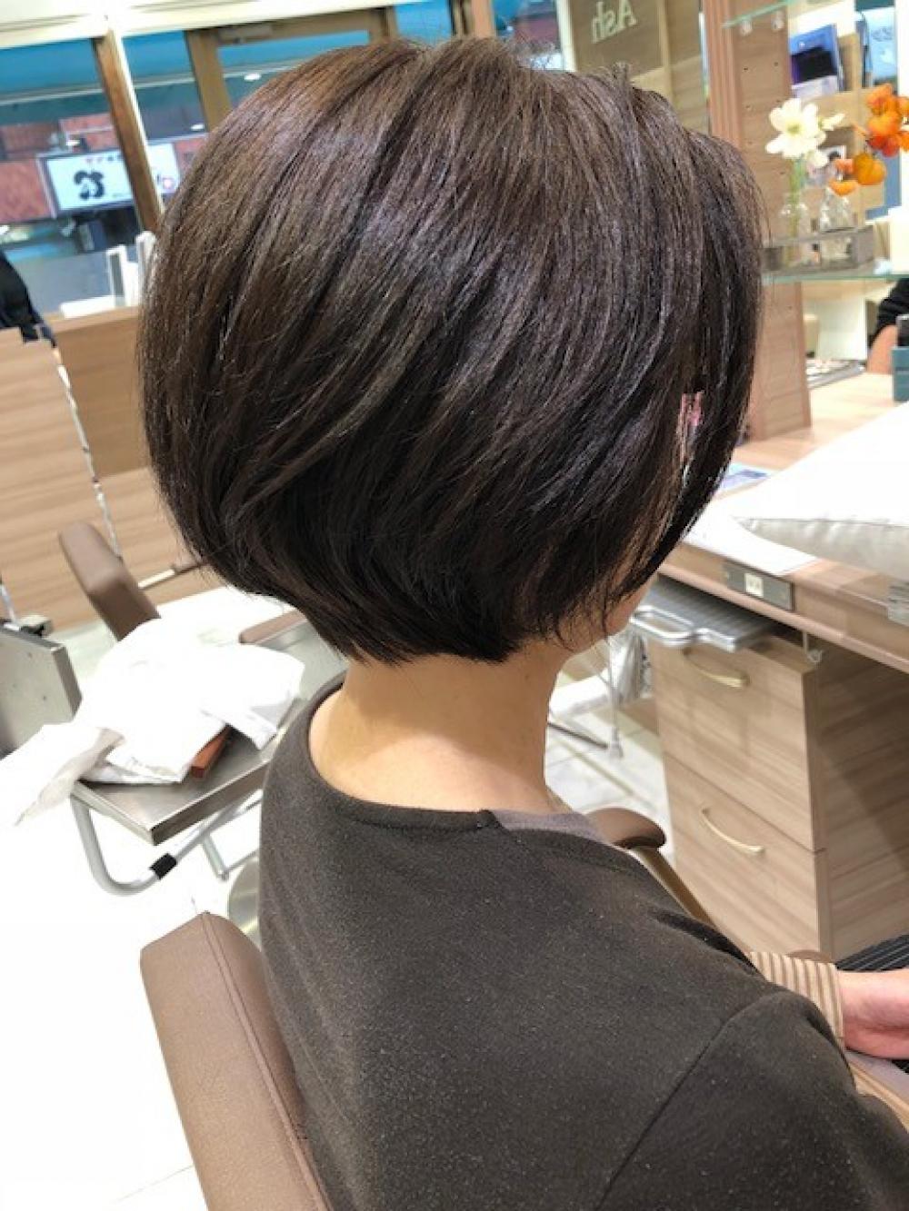 大人系グラデーションボブ