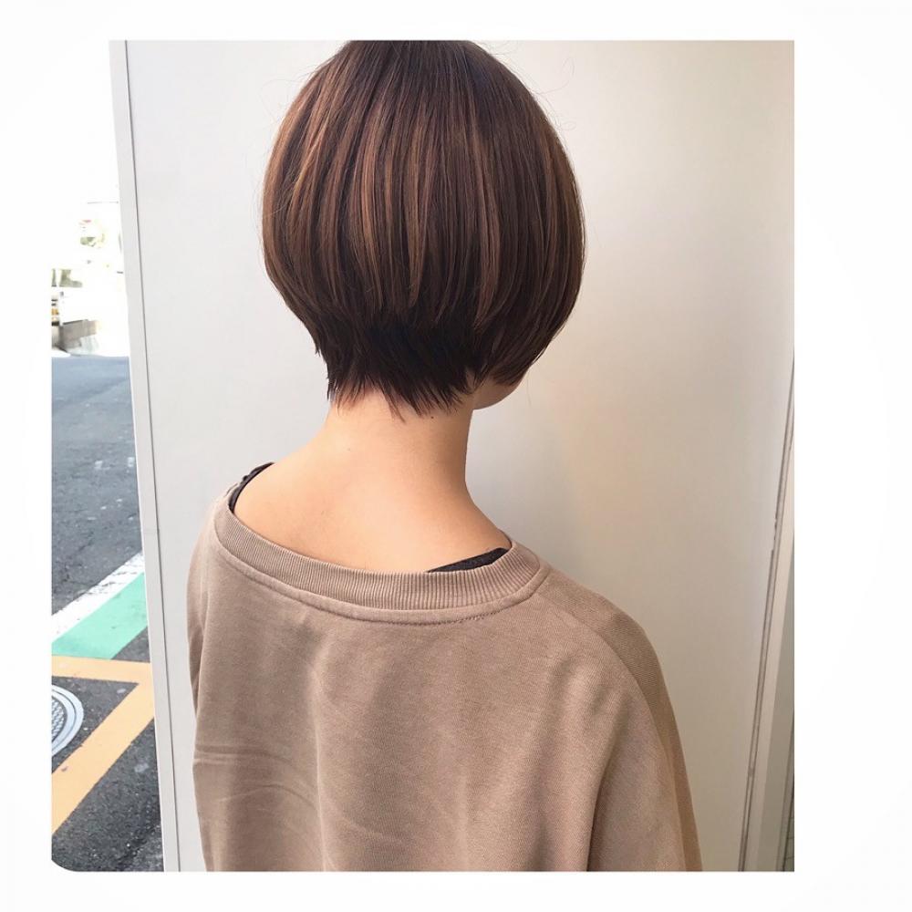 〔スッキリとしたハンサムショート〕