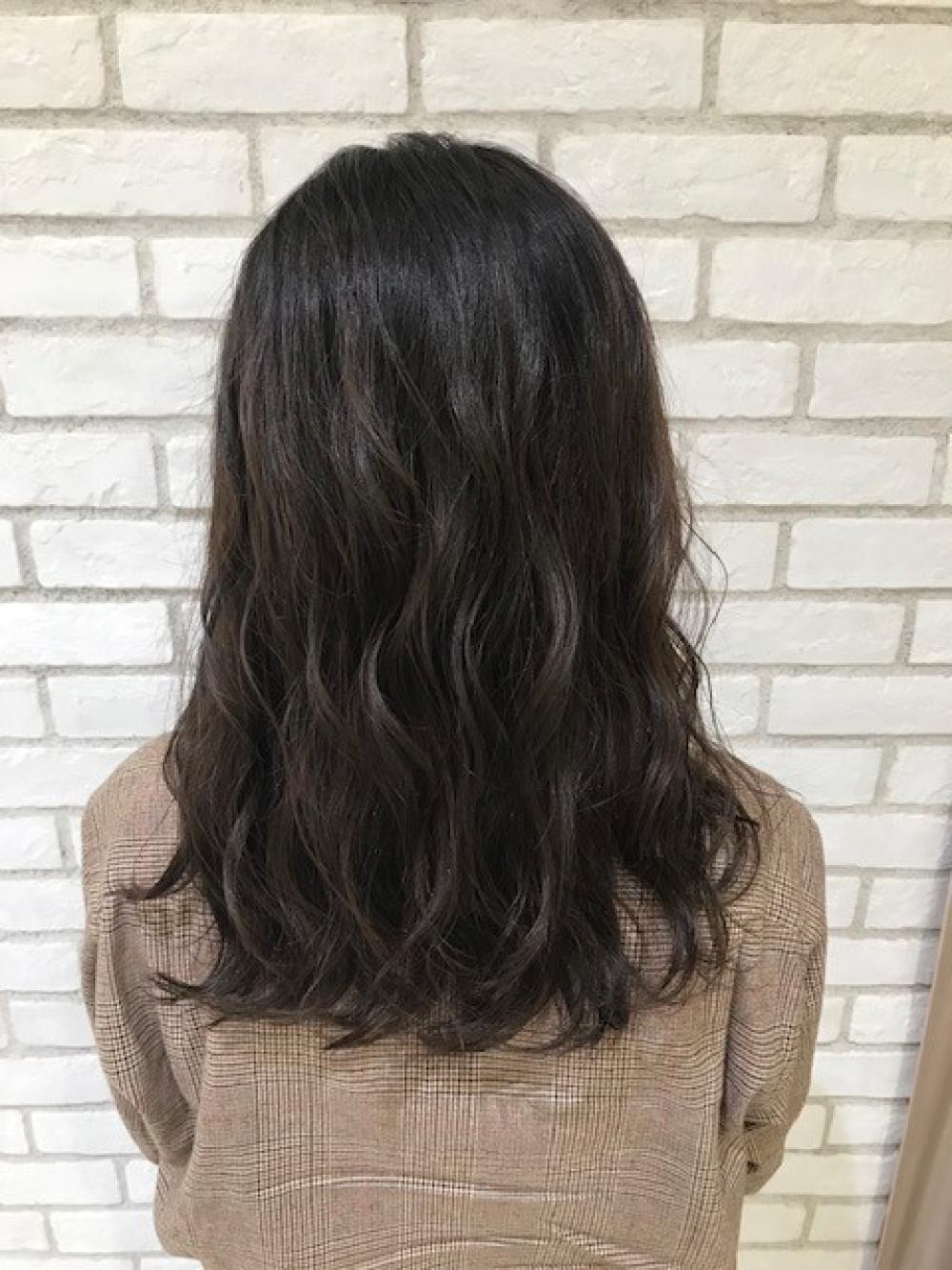 ダークアッシュグレージュ