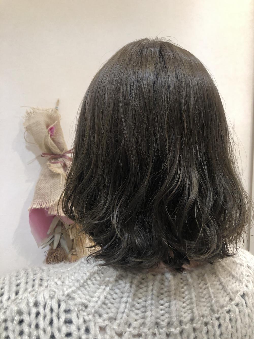 【赤みを消したい方必見】パーマと合わせてもかわいいマットカラー