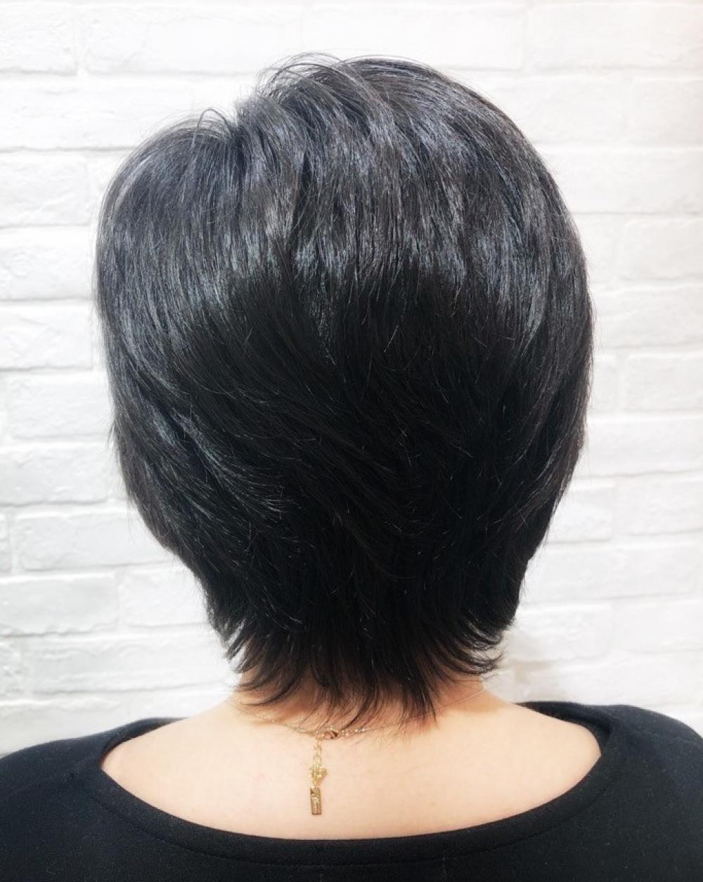 大人女性のショートスタイル｜サブ写真②