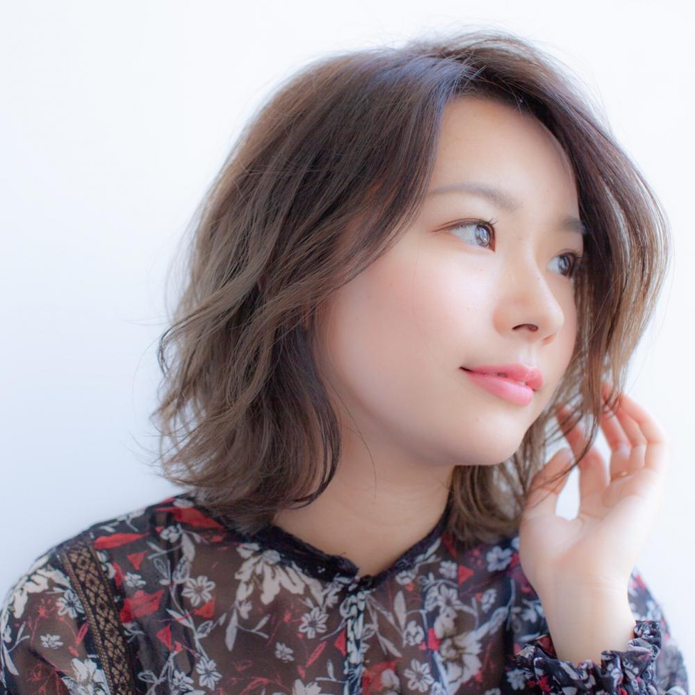 外国人風ウェーブヌーディーボブ｜サブ写真②