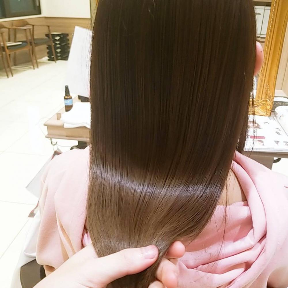 髪質改善ストレート