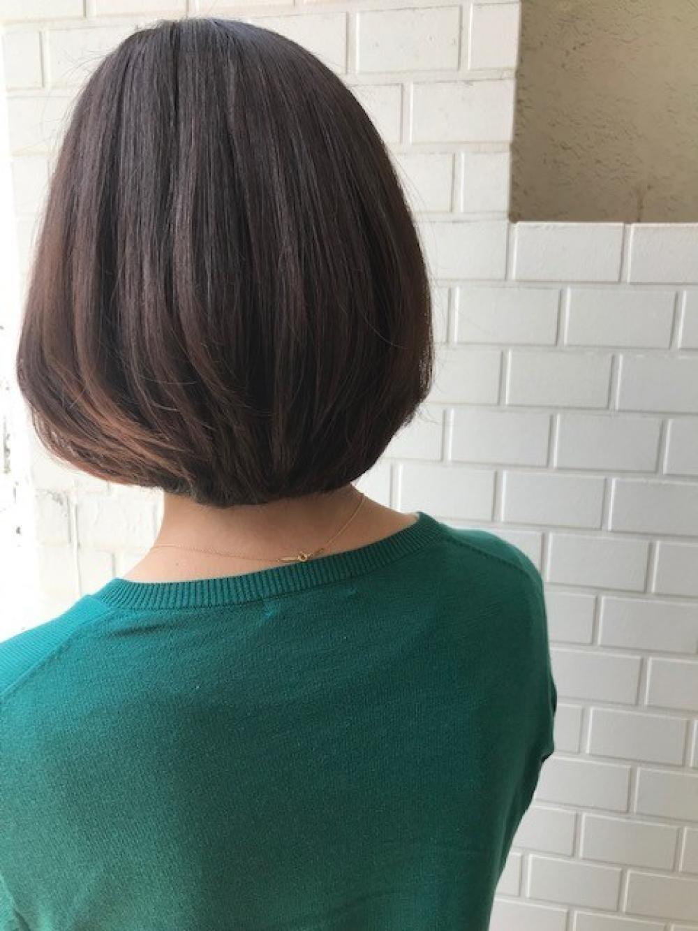 大人美シルエットボブ