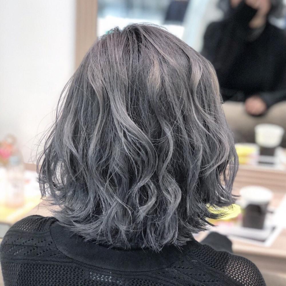 イルミナ×スモーキーグレージュ