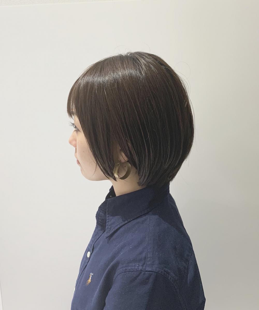 ショートボブ