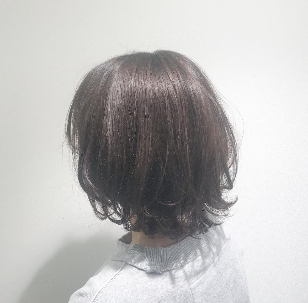 ショートボブ