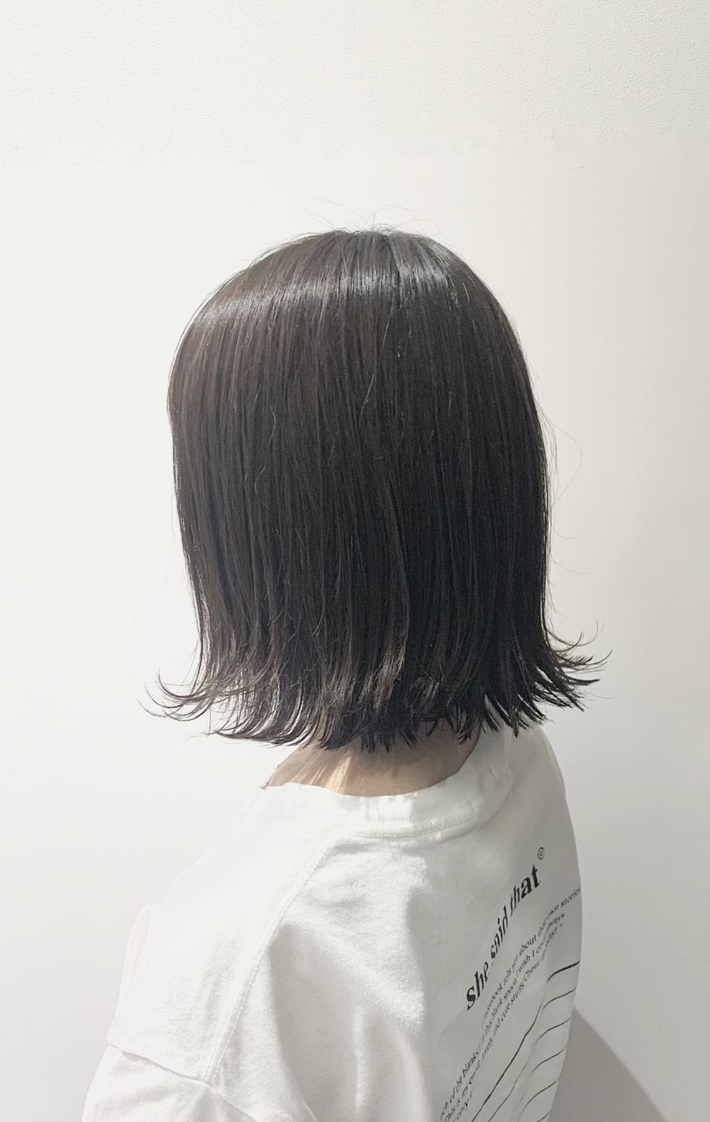 ショートボブ