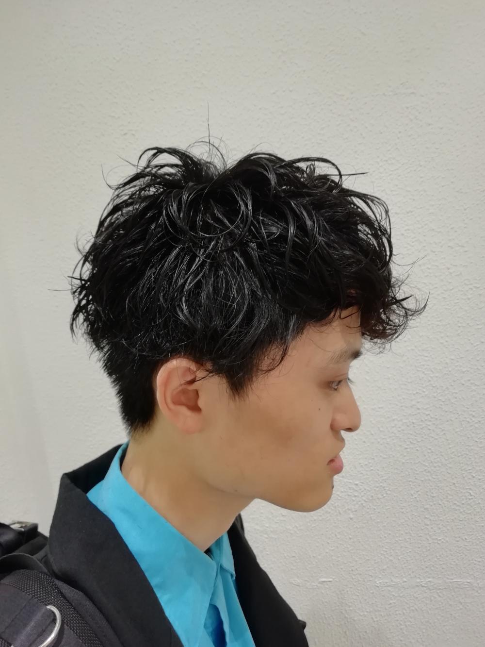 カールを楽しむスパイラルパーマ｜サブ写真②