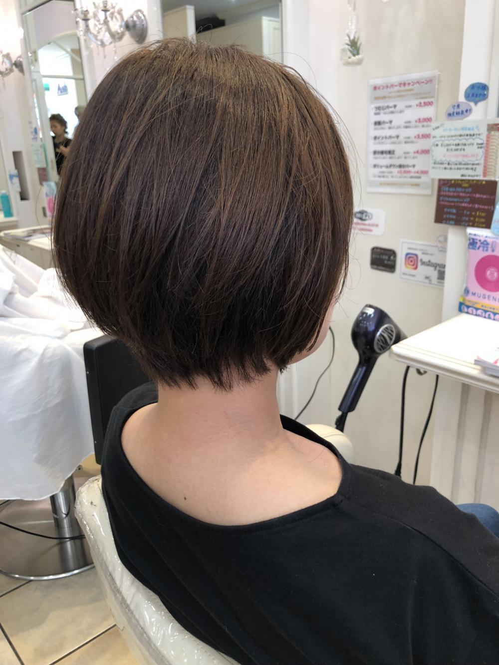 カジュアルショート