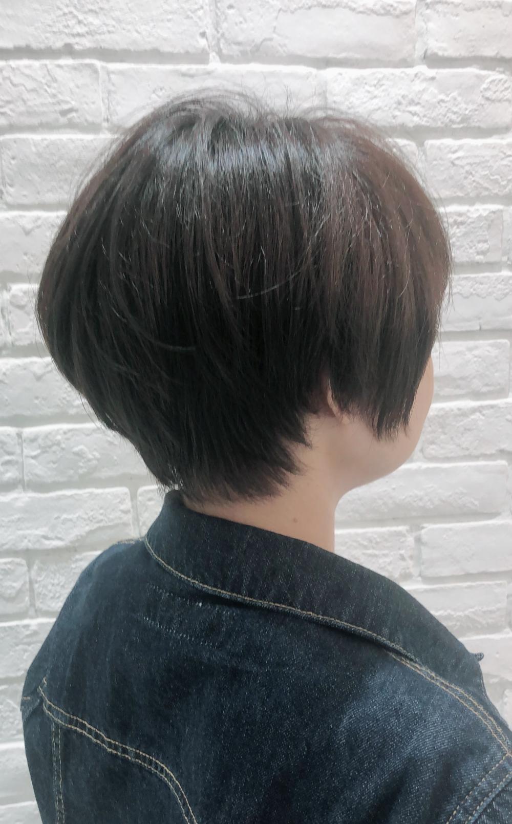 大人女性のショートスタイル｜サブ写真②