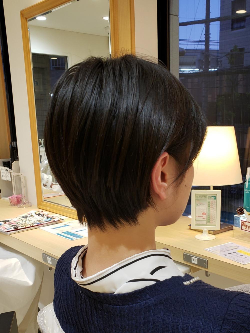 小顔なコンパクトショート｜サブ写真②
