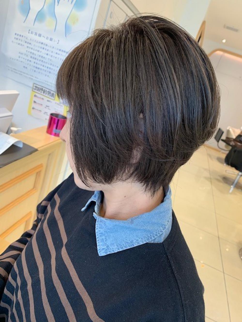 艶髪ショートボブ