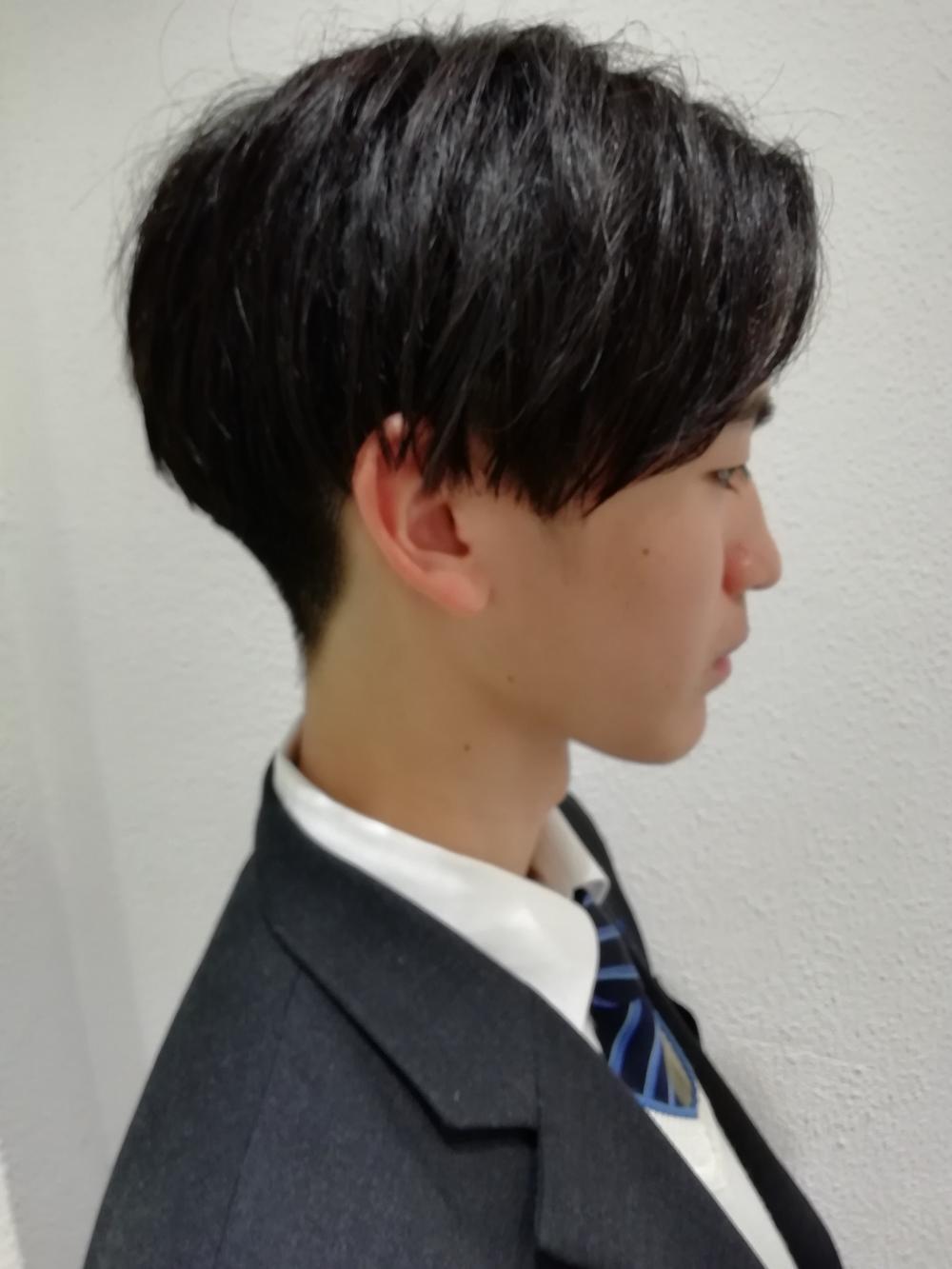 センターパート×トランクスヘア｜サブ写真②