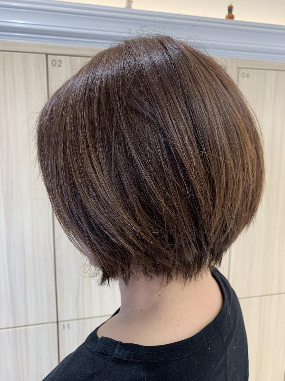 大人ショートボブ