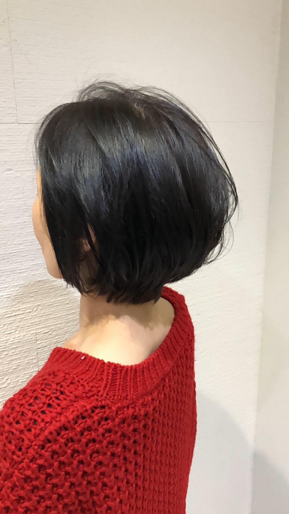 大人前下がりショート