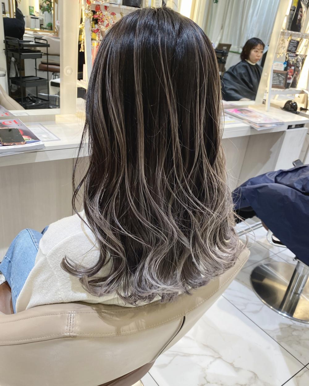 シルバーグレーバレイヤージュ☆