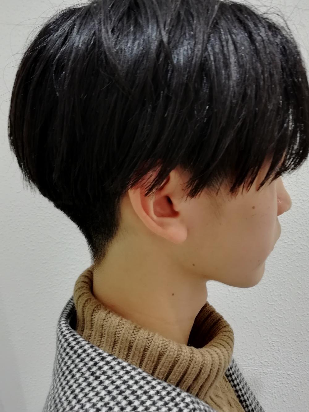 センターパート×トランクスヘア｜サブ写真②