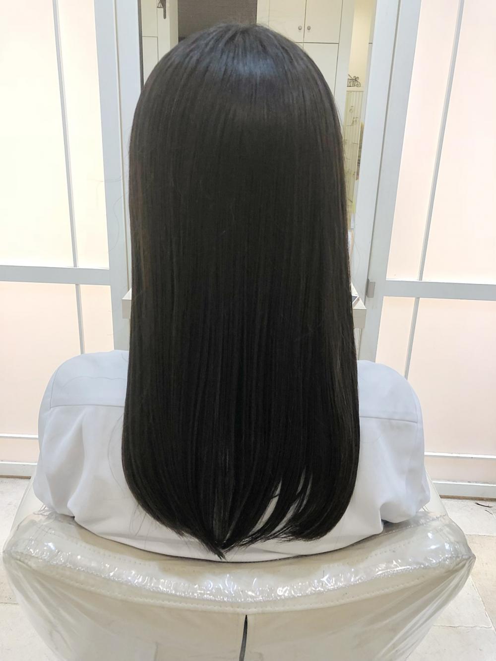縮毛矯正で艶髪に