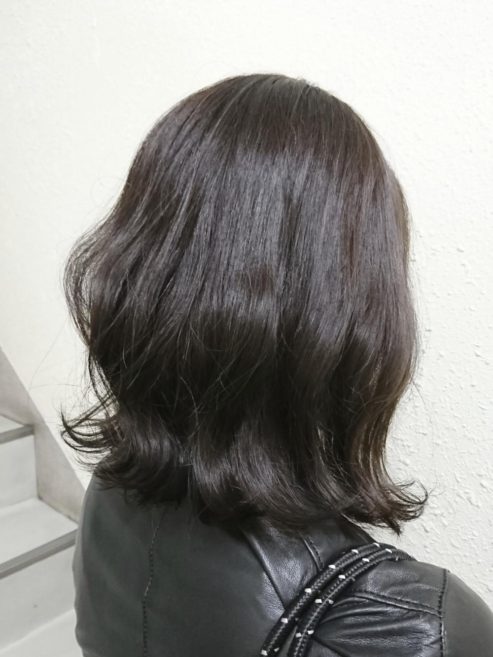 こなれミディアムグレージュ