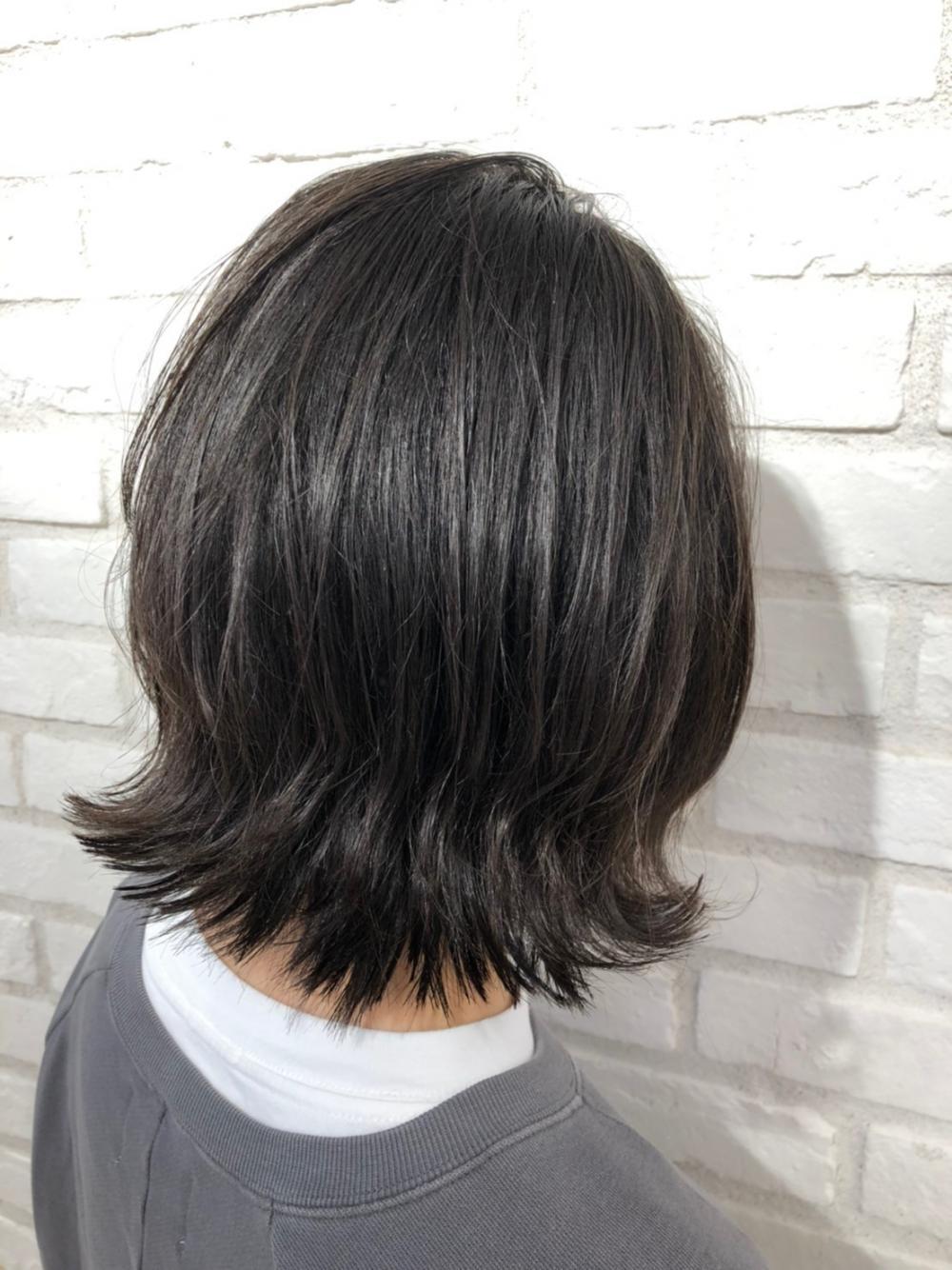 切りっぱなし風ボブ