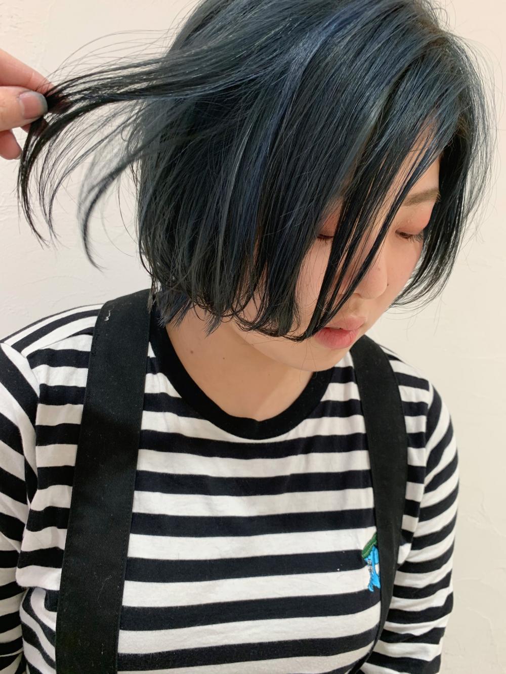 \ネイビーブルー/