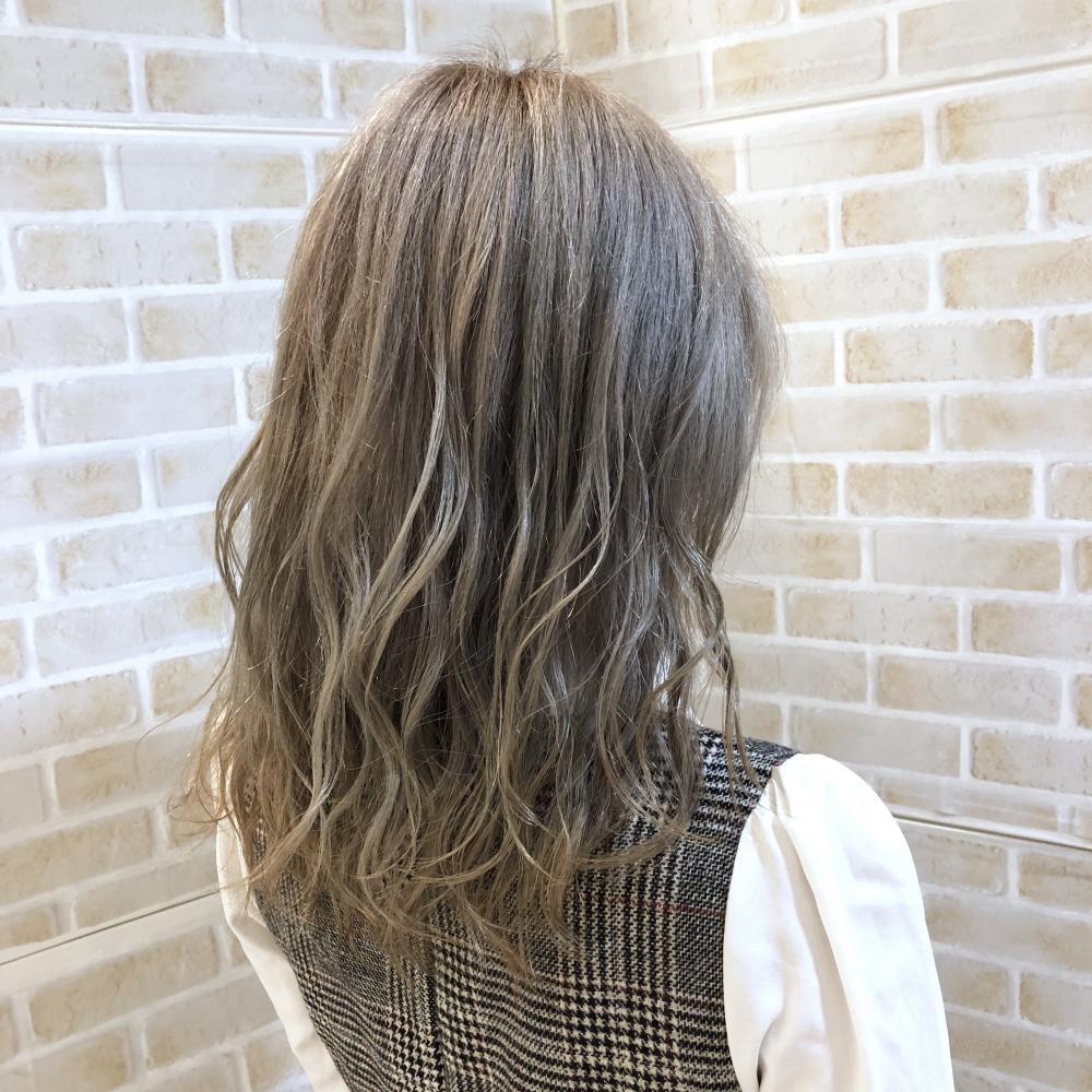クリーミーブロンド