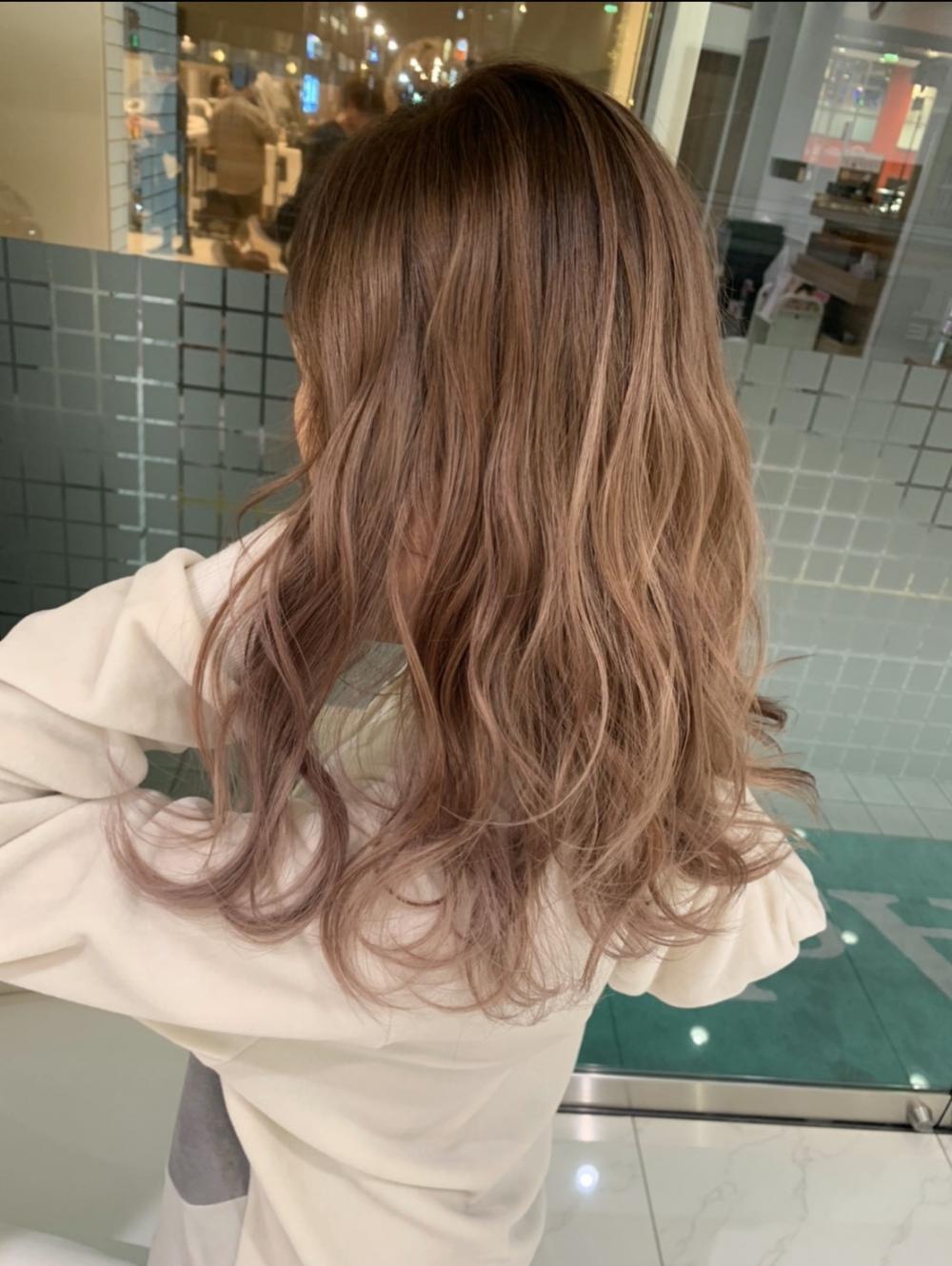 ロイヤルベージュ