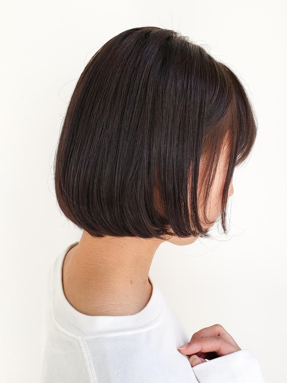 自然にまとまる内巻きボブ