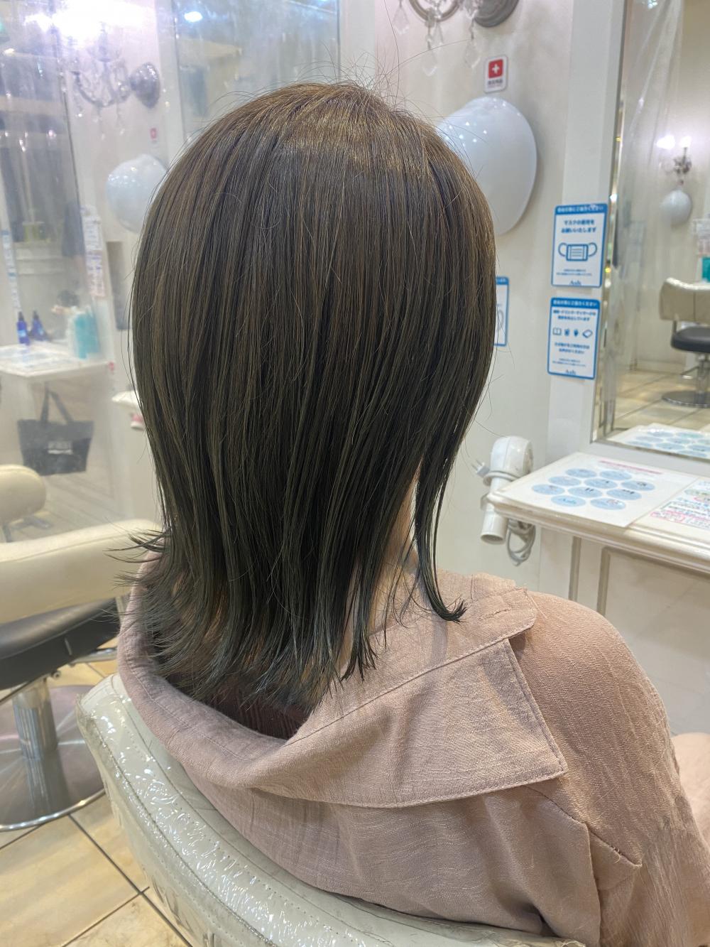 軽め外ハネボブ　グラデーションカラー