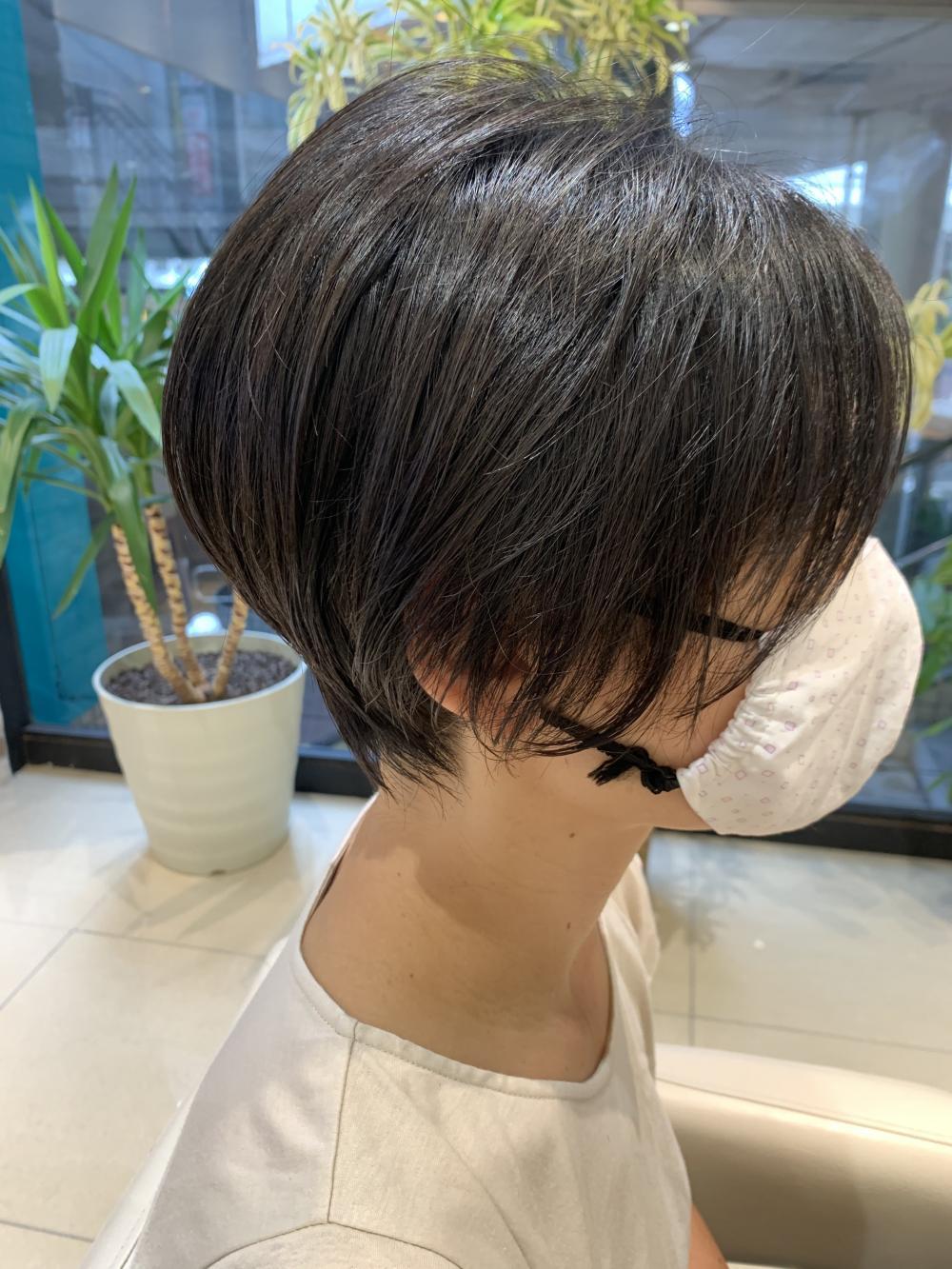 ショートヘア