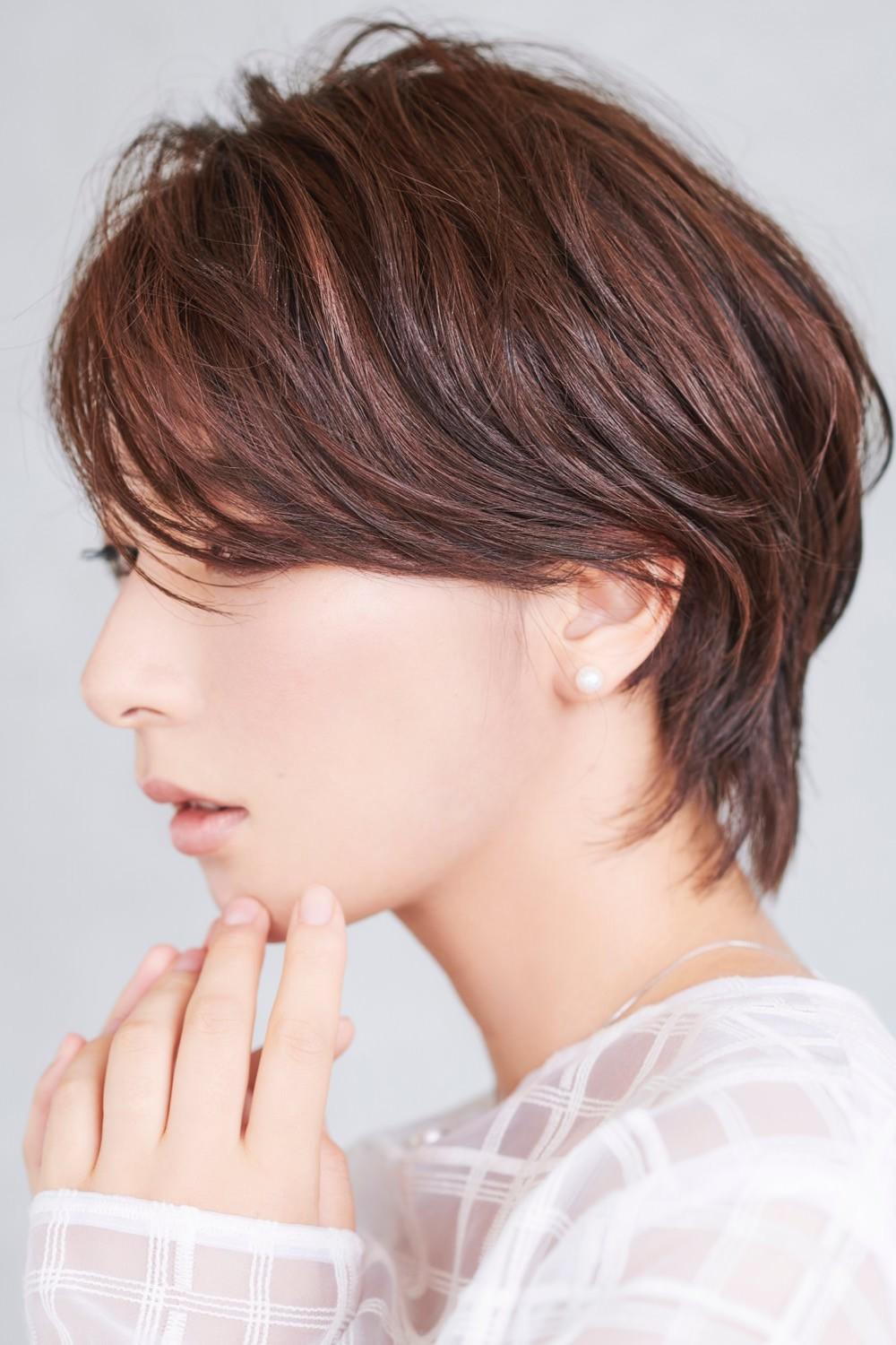 ひし形ラインがキレイなショートスタイル