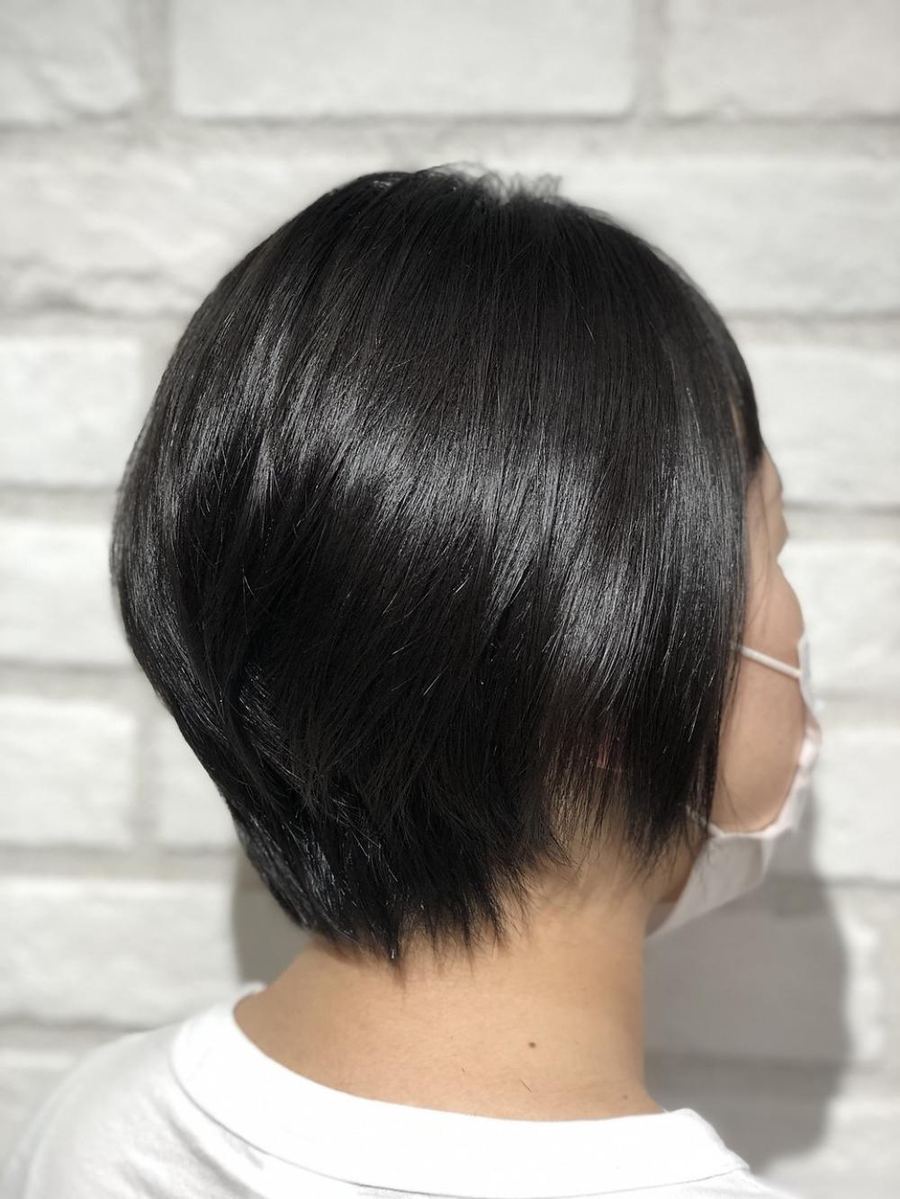 縮毛矯正でお手入れ簡単ショート