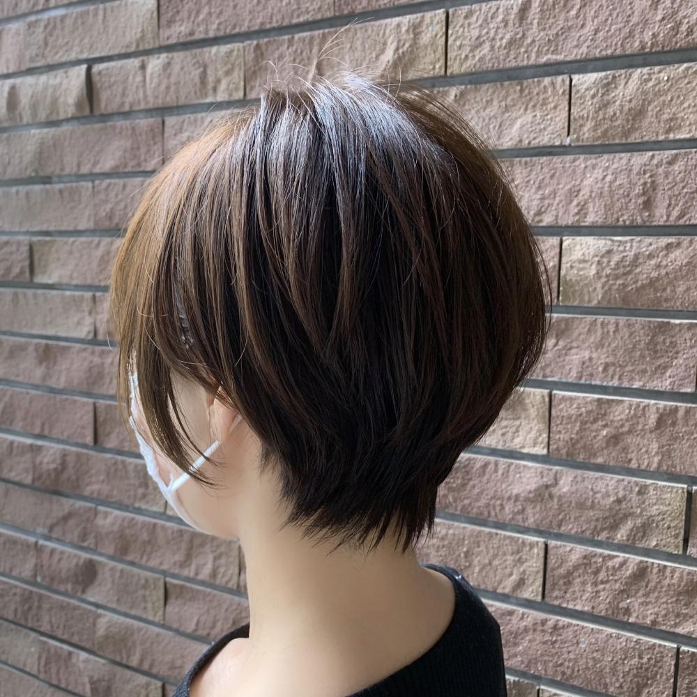 大人可愛いショートボブ｜サブ写真②