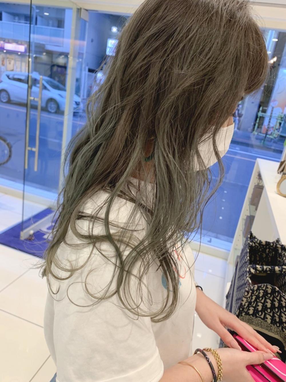 ＼オリーブグリーン×明るい白髪染め／｜サブ写真②