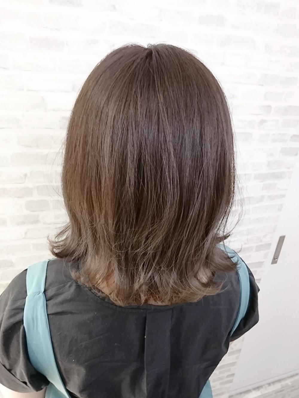 ママさんにもオススメ‼シアーグレージュのふんわりミディ♢♢♢