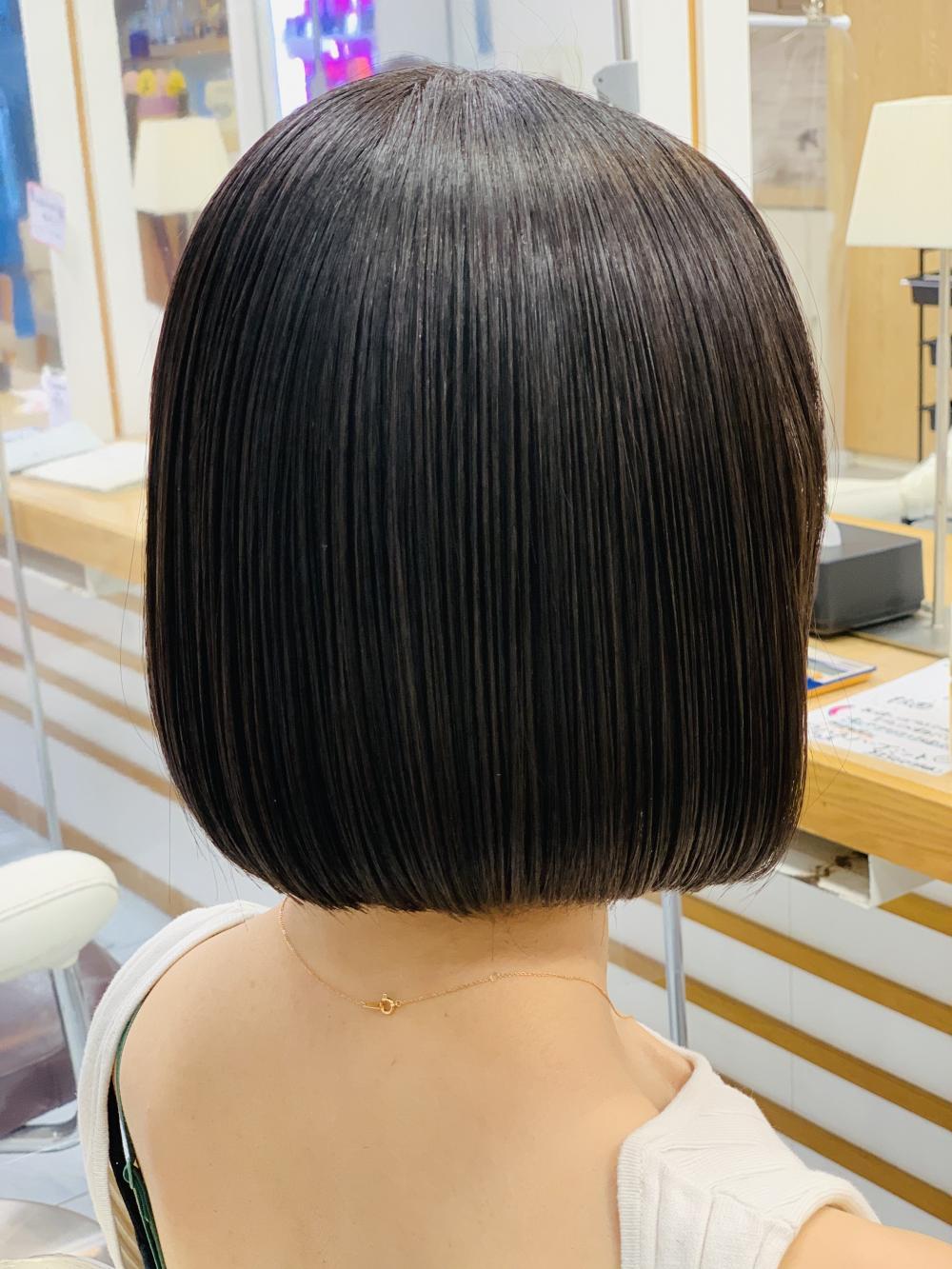 【首が綺麗に見える】ミニボブ｜サブ写真③