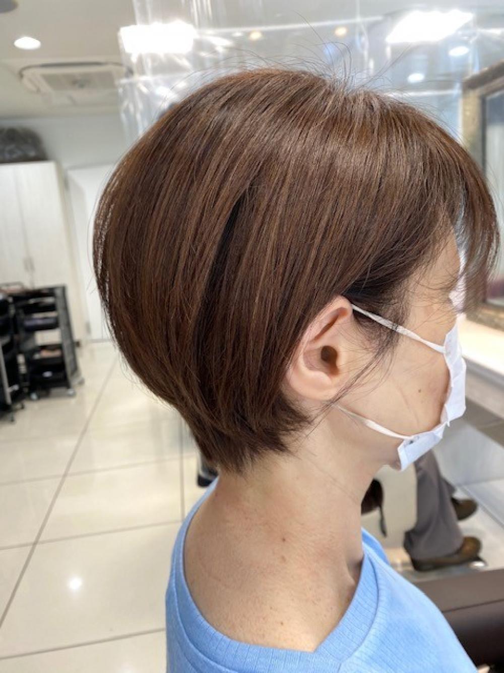 トップがつぶれにくいコンパクトなショート