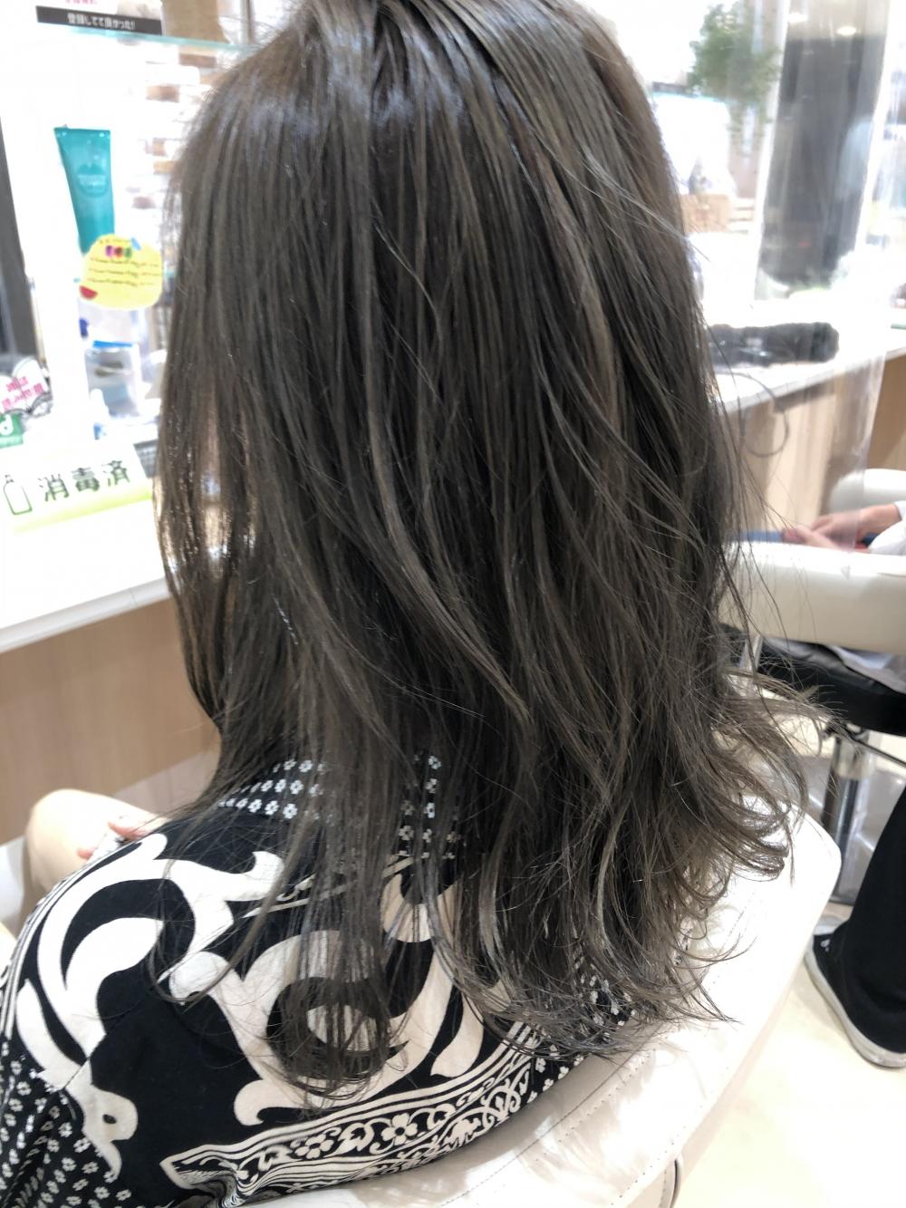 大人気☆スモーキーグレージュ