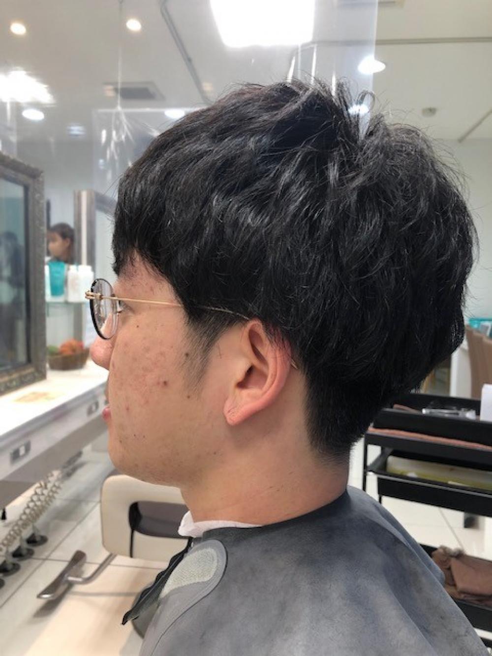 すっきりパーマスタイル